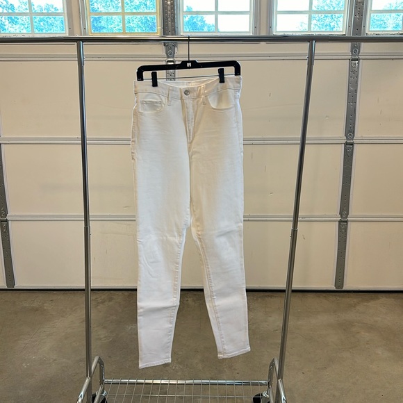 NWOT GAP High Rise Universal Jegging in White 31/12T - Picture 3 of 11